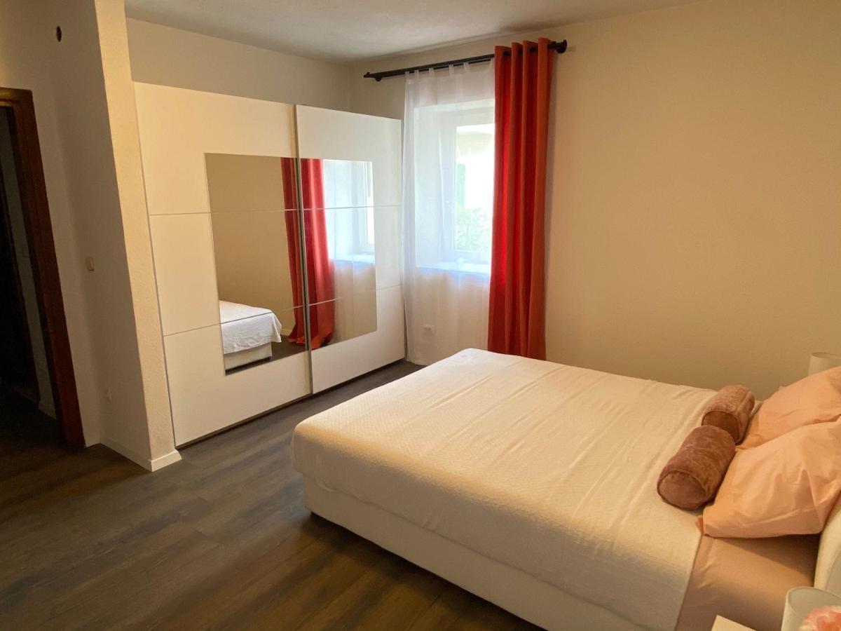 Villa Magia Sul Mare Petrcane Eksteriør billede