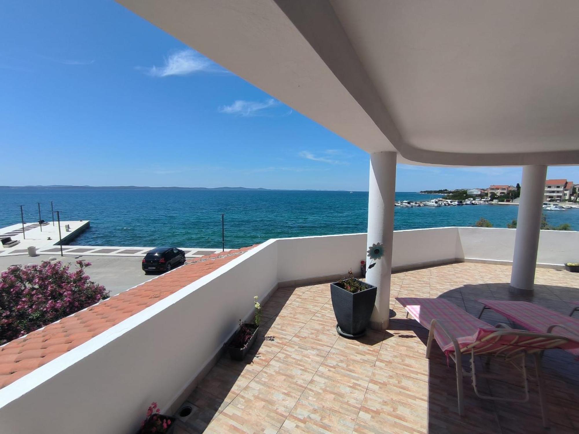 Villa Magia Sul Mare Petrcane Eksteriør billede